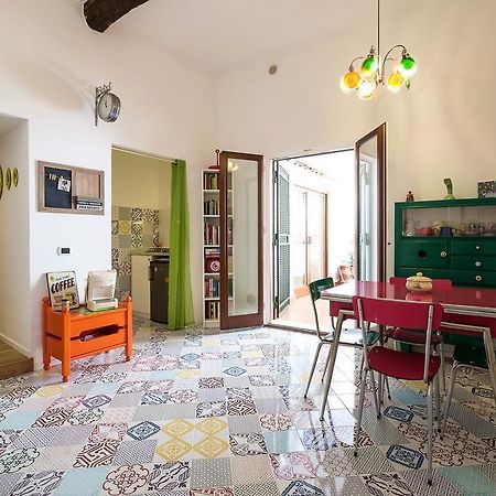 Mad Bed & Breakfast Παλέρμο Εξωτερικό φωτογραφία