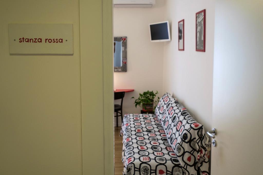 Mad Bed & Breakfast Παλέρμο Δωμάτιο φωτογραφία